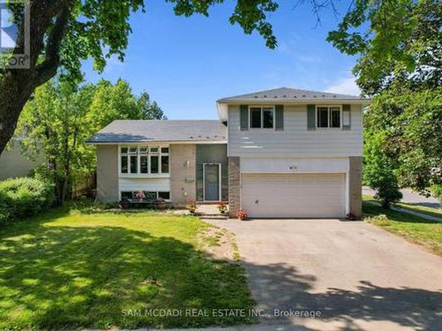 House for sale in Barrie, Ontario