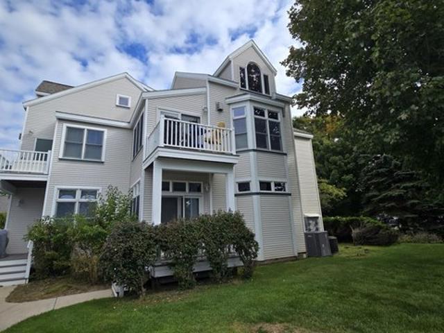 Condo for sale in Manistee, Michigan