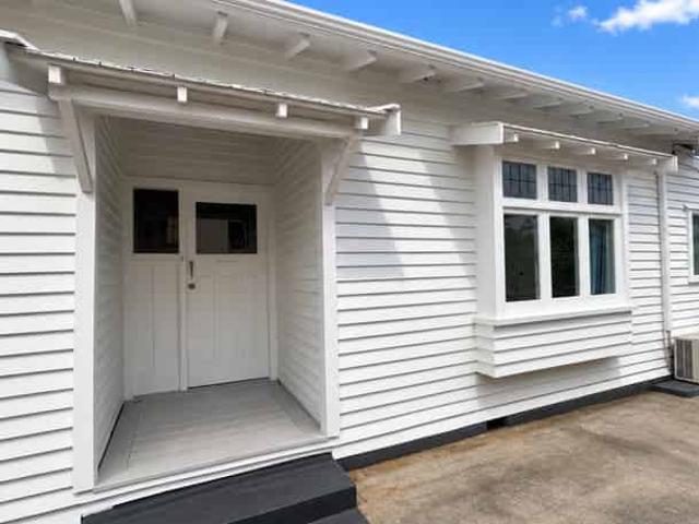 House for rent in Chaslands, Canterbury