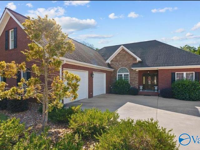 House for sale in Centre, Alabama