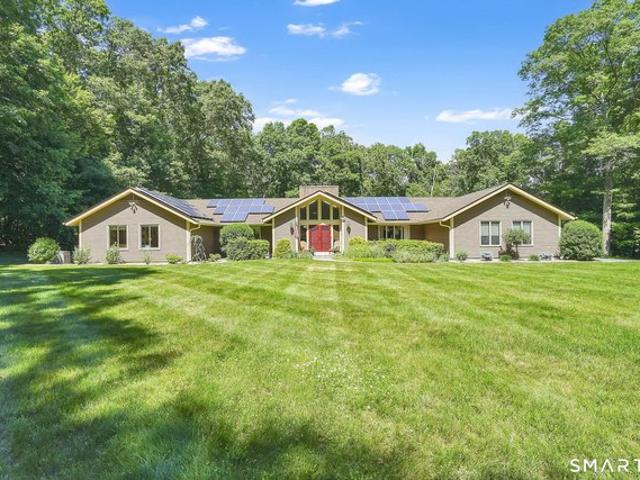 House for sale in Mansfield Center, Connecticut