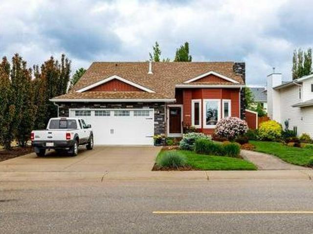 House for sale in Alberta