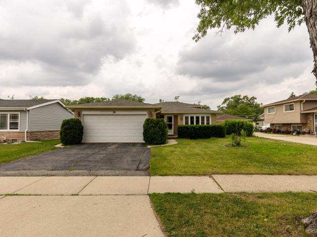 House for sale in Des Plaines, Illinois