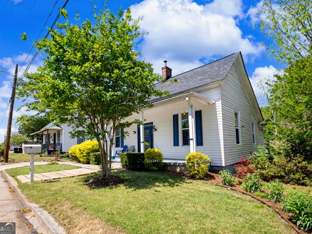 House for sale in Newnan, Georgia