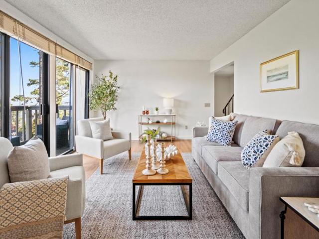 Townhouse for sale in Monterey, California