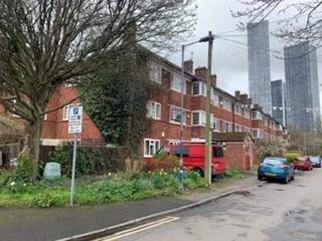 Apartment for rent in First Street, Manchester