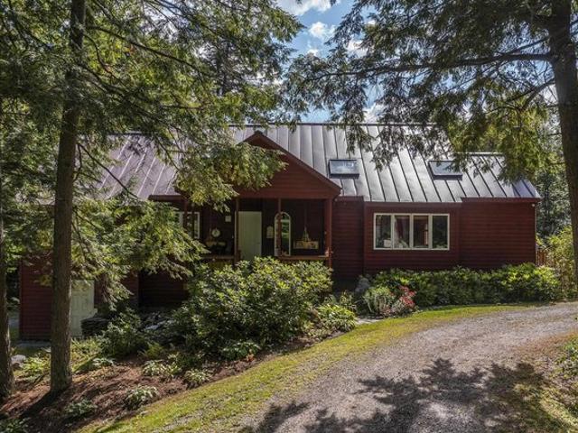 House for sale in Jamaica, Vermont