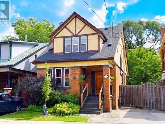 House for sale in The Delta, Hamilton