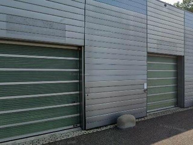 Bedrijfspand te huur in Strijp, Eindhoven