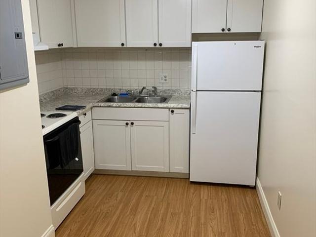 Apartment for rent in Amesbury, Massachusetts