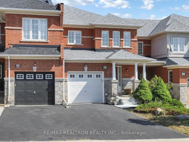 Townhouse for sale in Woburn, Ontario