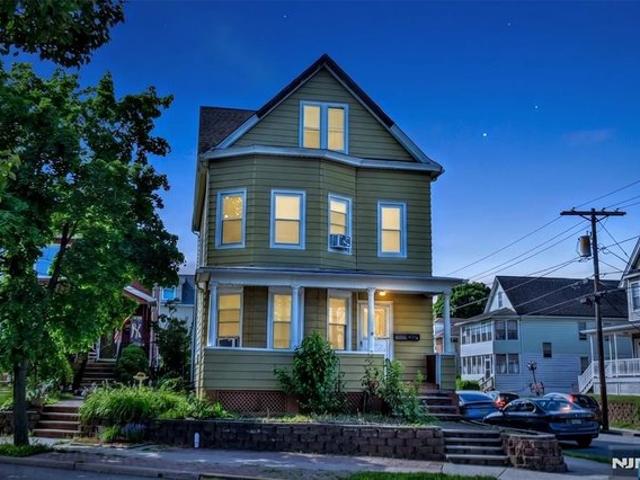 House for sale in Wallington, New Jersey