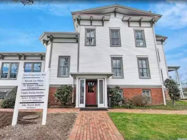 House for rent in Levittown