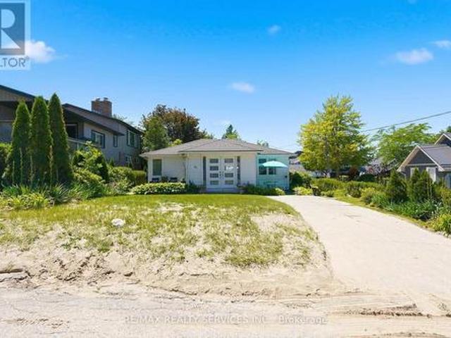 House for sale in Lambton Shores, Ontario