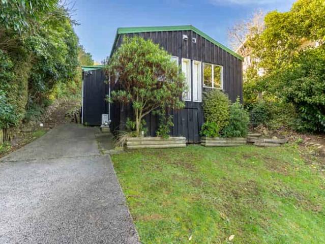 House for rent in Otakou