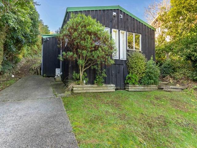 House for rent in Otakou