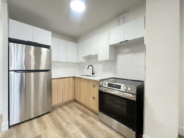 Apartment for rent in Cooksville, Mississauga