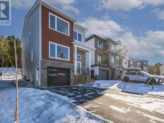 House for sale in Dartmouth, Nova Scotia