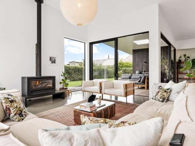 House for sale in Point Wells