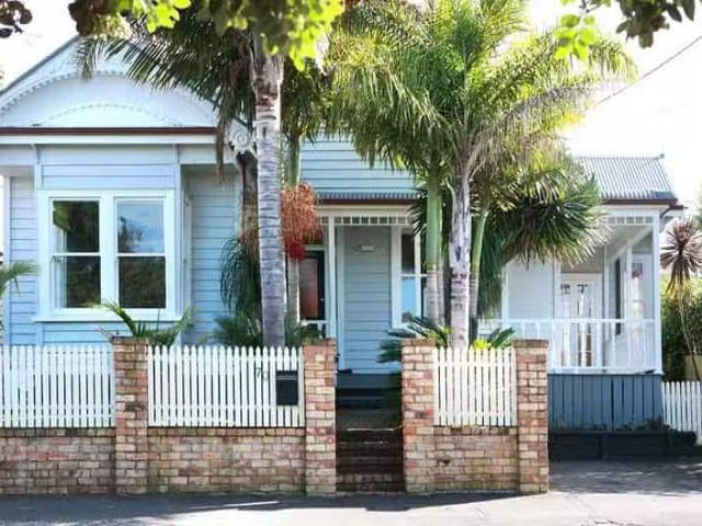 Apartment for rent in Wairau Valley