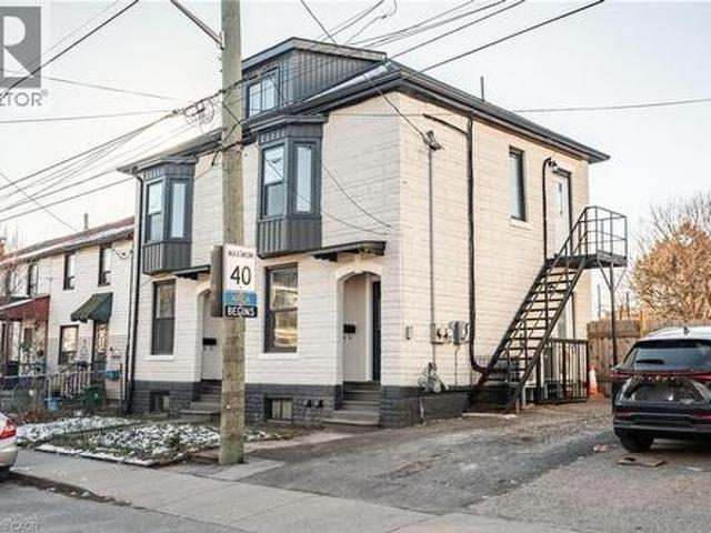 House for rent in Ancaster, Ontario