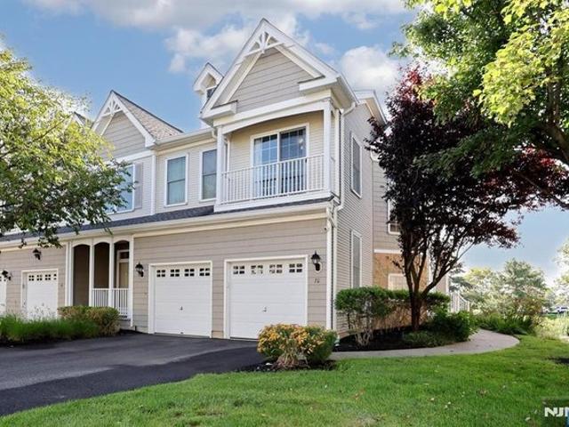 Townhouse for sale in South Amboy, New Jersey