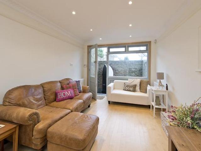 House for rent in London Borough of Wandsworth, Greater London