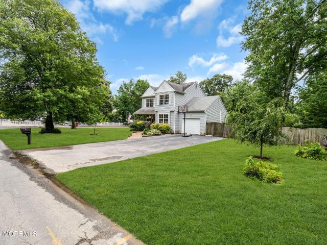 House for sale in Bayville, New Jersey