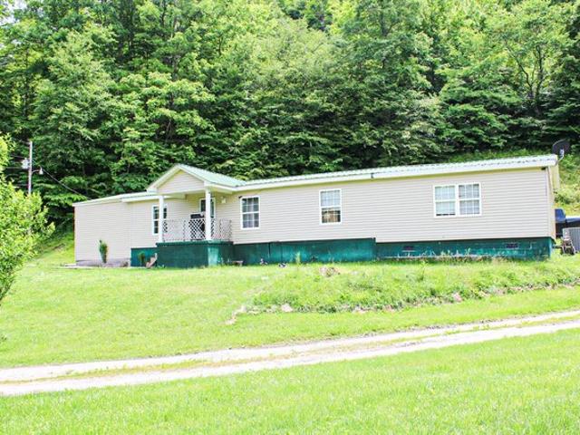 House for sale in Woollum, Kentucky