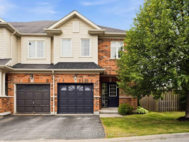 Townhouse for sale in Woburn, Ontario