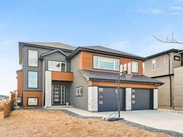 House for sale in East St. Paul, Manitoba