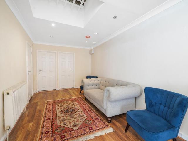 Apartment for rent in Upper Tooting, Greater London