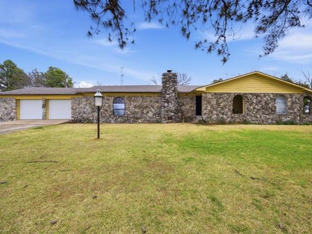 House for sale in Mcalester, Oklahoma