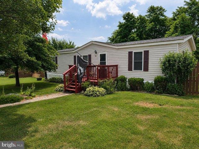 House for sale in Falling Waters, West Virginia