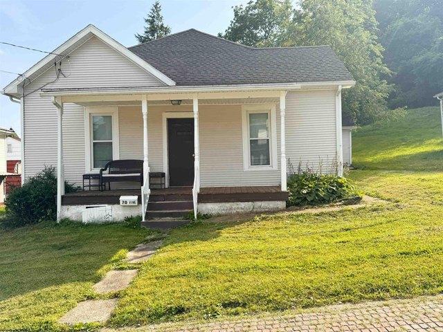 House for sale in Shinnston, West Virginia