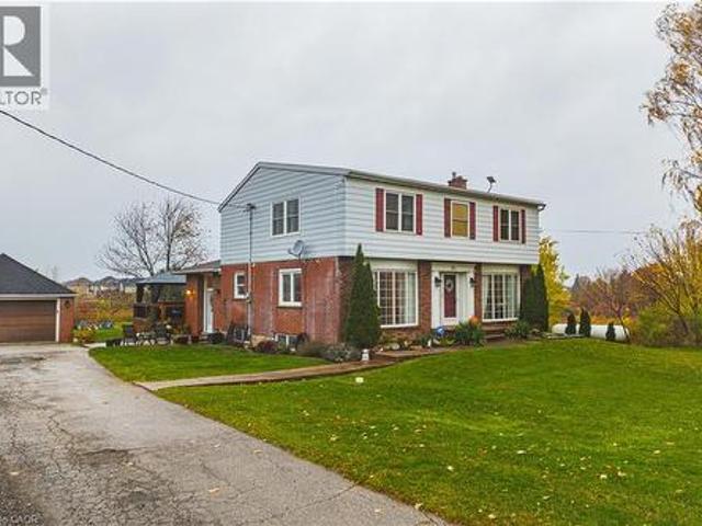 House for sale in Ancaster, Ontario