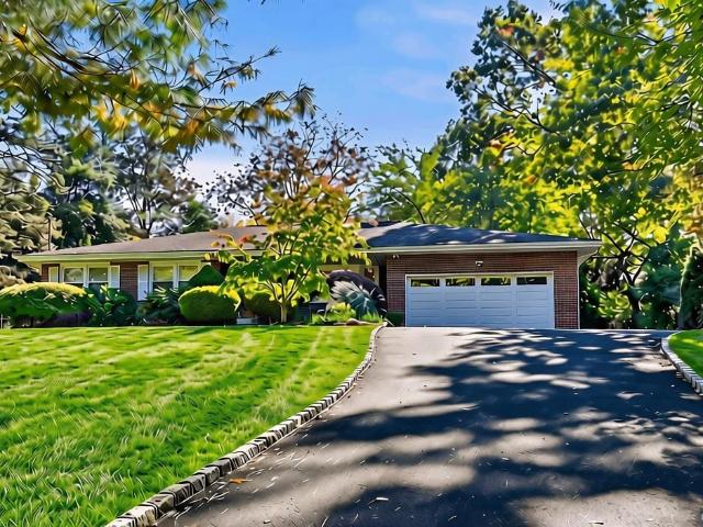 House for sale in Huntington Station, Town of Huntington