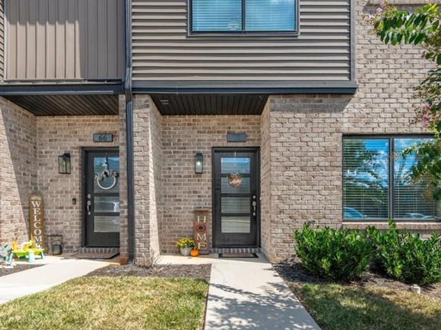 Townhouse for sale in Virginia