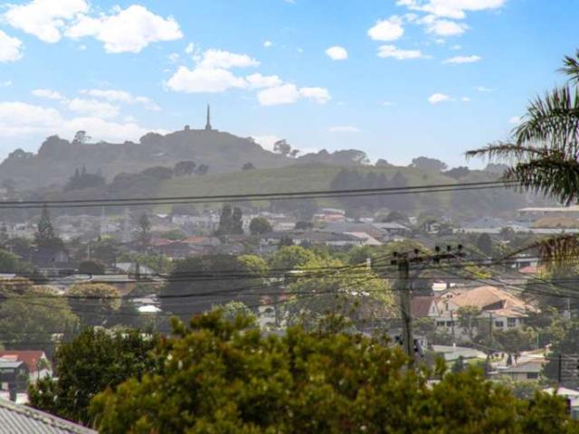House for sale in New Lynn