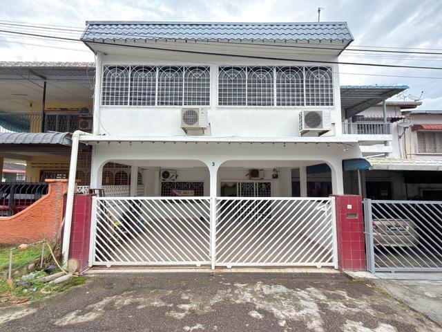 Terraced House for sale in Kluang