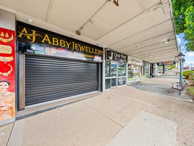 Retail for rent in Toombul, Queensland