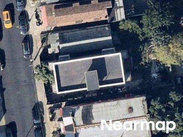 House for sale in Woodside House for sale in Woodside