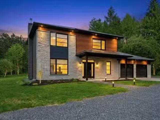 House for sale in Drummond, Quebec