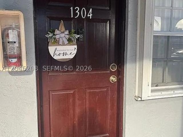 Condo for sale in Hialeah, Florida