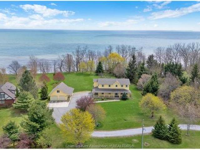 House for sale in Chatham–kent, Ontario