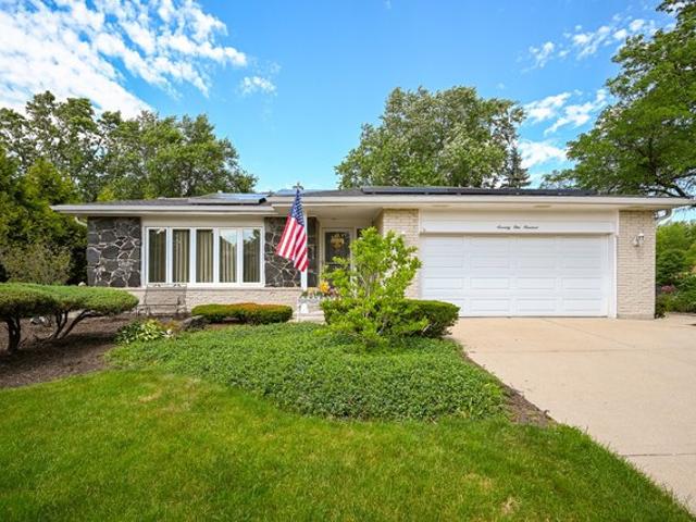House for sale in Downers Grove, Illinois