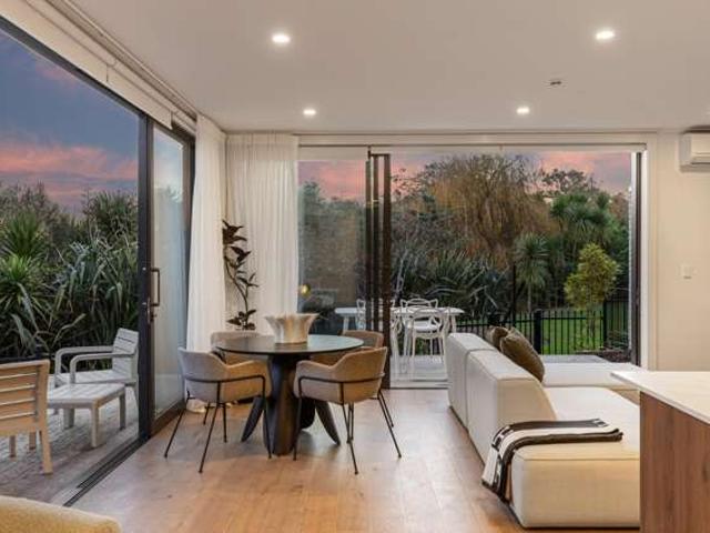 House for sale in Balmoral