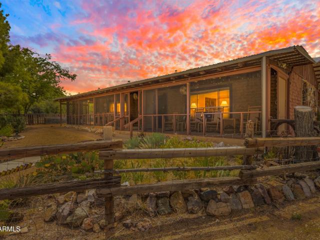 House for sale in Cochise, Arizona