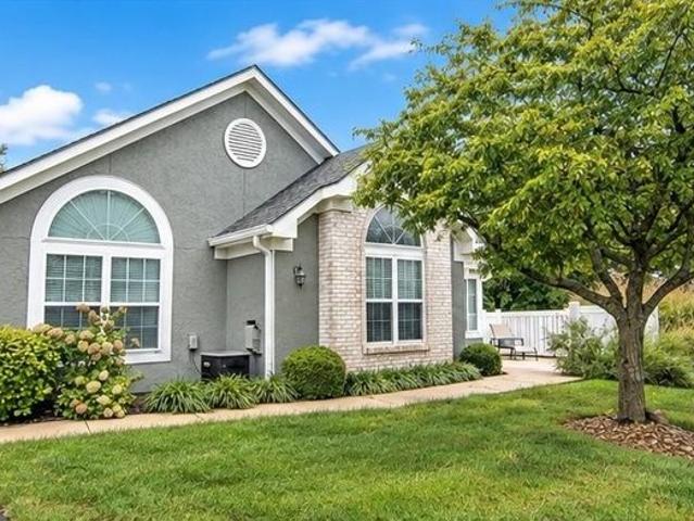 House for sale in Shawnee, Johnson County