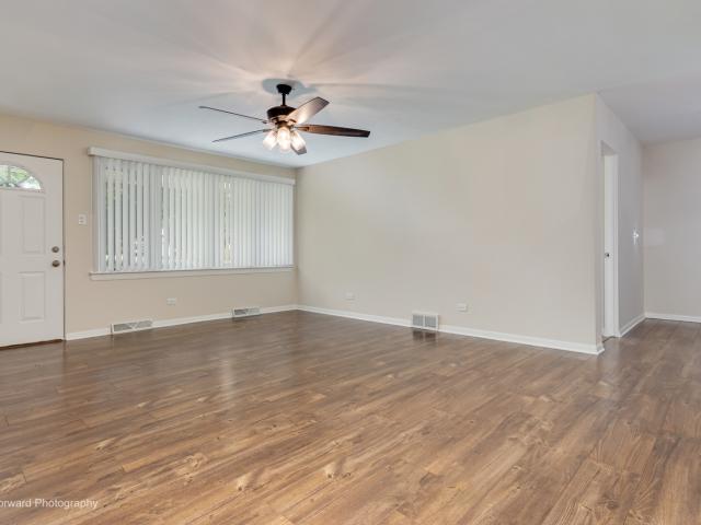 House for sale in Worth, Illinois